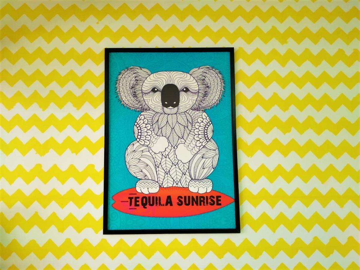 Tequila Sunrise Hostel Surfers Paradise Голд-Кост Экстерьер фото